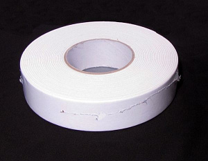 клейкая лента 38мм*10м двухсторонняя на пенной основе /чемпион